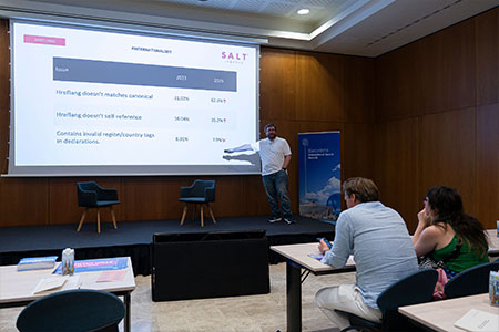 Dan Taylor speaking at International Search Summit Barcelona